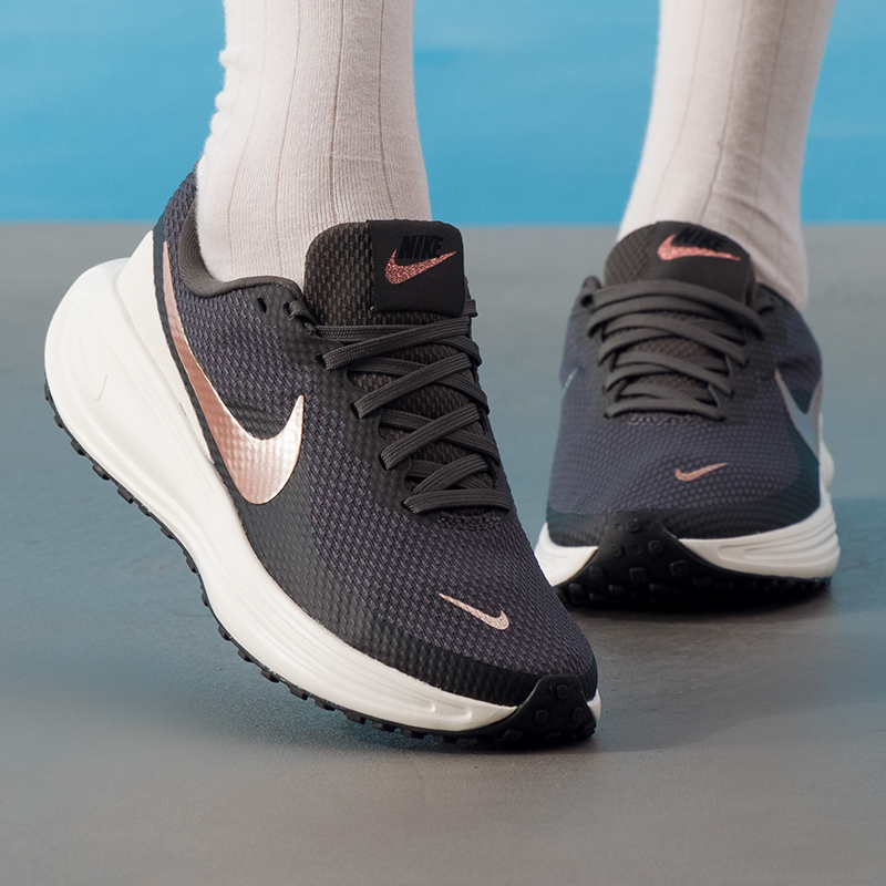 Lightweight Road Running Shoes - Nike Kadın Ayakkabıları, Orijinal, Hafif, Hava